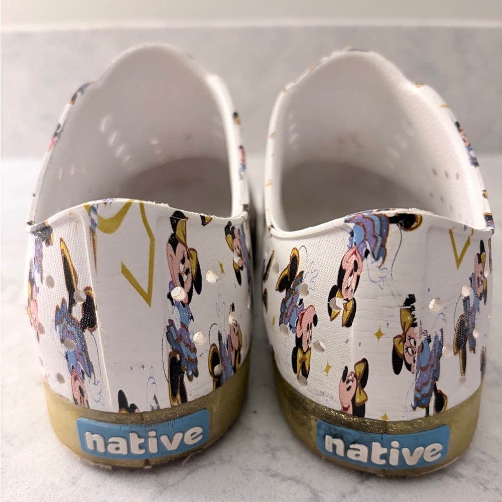 Native Kids Disney Gold and White Sneakers - Size J2 - Picture 3 of 8